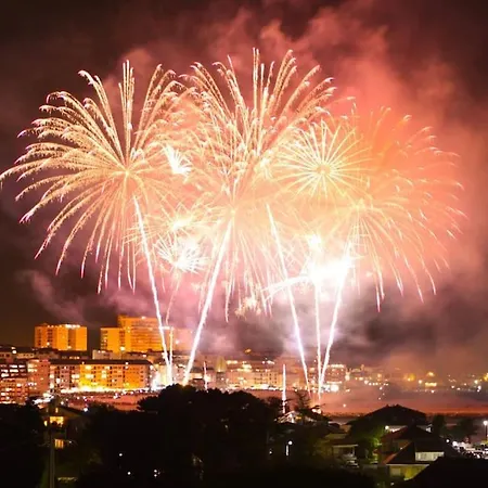 Atico Con Vistas A La Ria Y A Foz Apartment