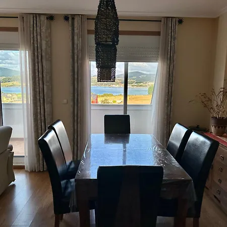 Atico Con Vistas A La Ria Y A Foz Apartment *